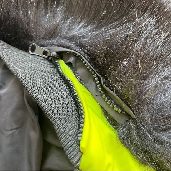 I.AM.GIA Neon Fur Bomber Cropped Cute Jacket Size XS. - Picture 9 of 10